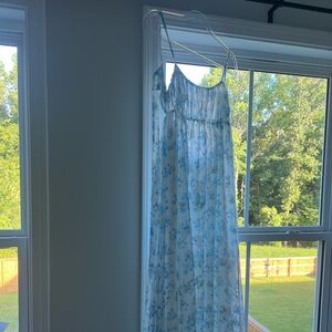 Storia Blue and White Dress